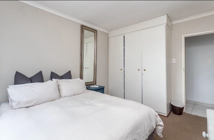 2 Bedroom Property for Sale in Waves Edge Western Cape